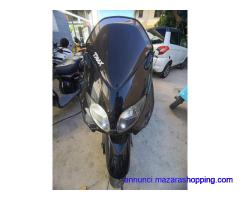 Vendo Moto Yamaha Tmax 500